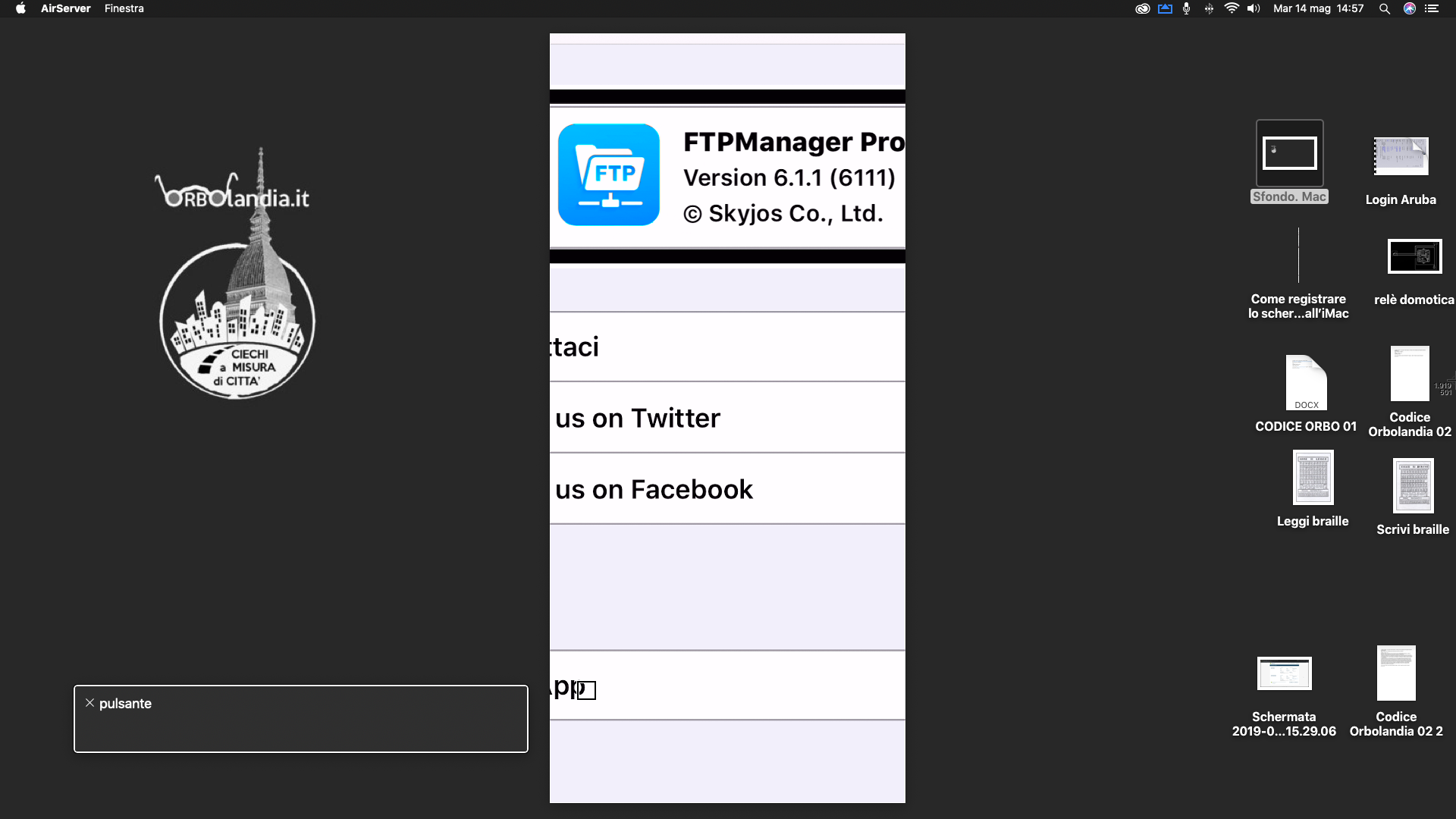 immagine dello schermo di un iMac con un iPhone che riproduce l’app FTPmanager