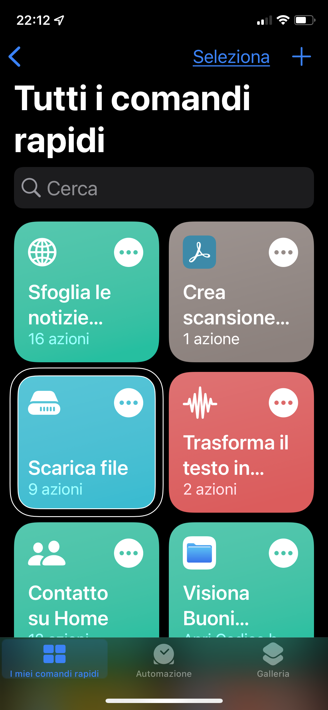 nell’immagine uno screenshot dell’iPhone con aperta la pagina dei Comandi Rapidi