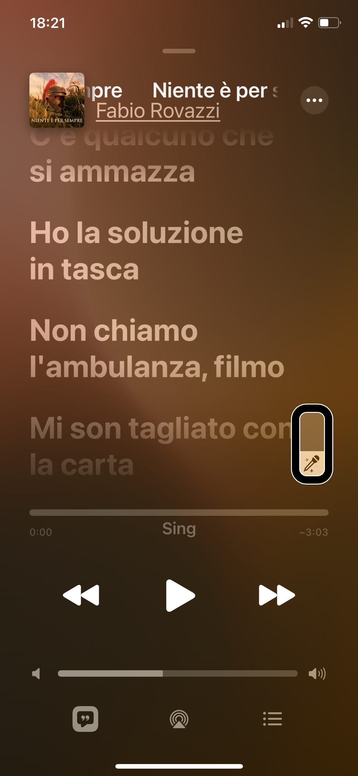 immagine uno screenshot dell’iPhone aperto su Apple Music Sing