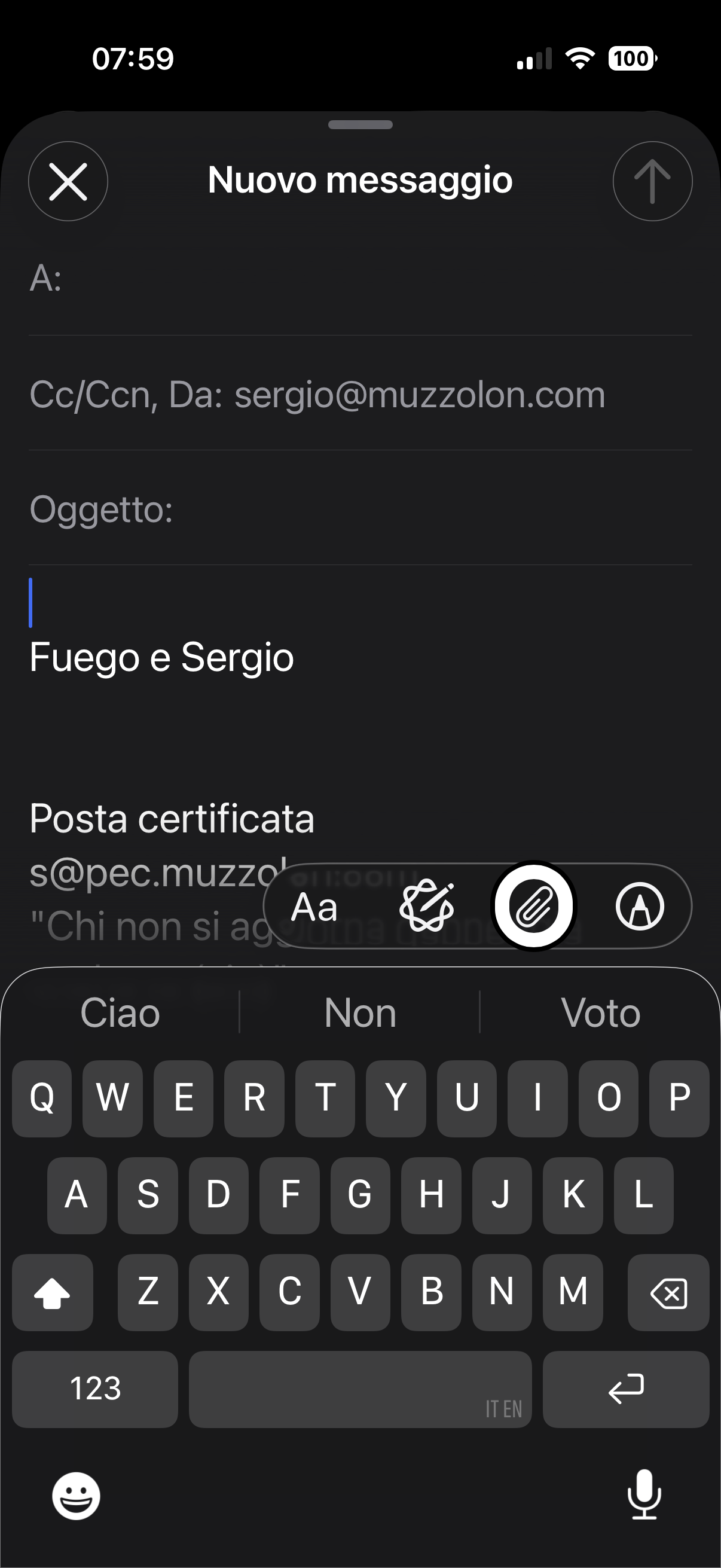 nell’immagine uno screenshot di una mail in costruzione, dove si vede la stringa per allegare file eccetera