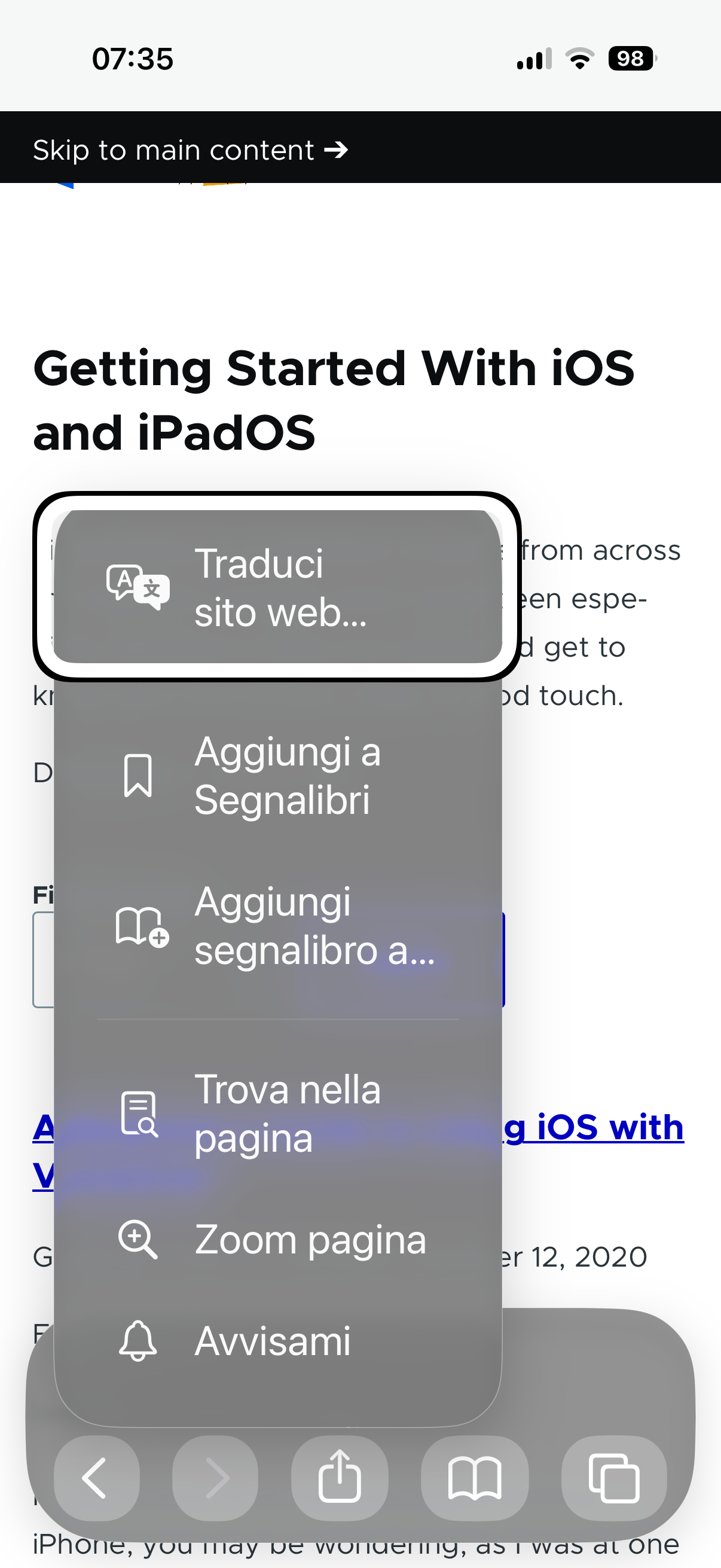 nell’immagine uno screenshot dell’iPhone aperto in Safari mentre si imposta la traduzione della pagina