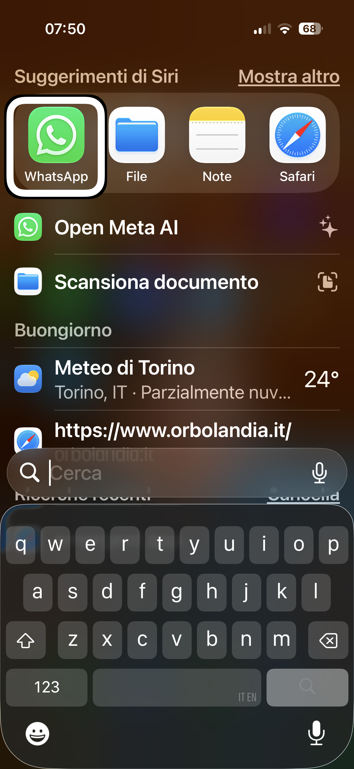 nell’immagine uno screenshot dell’iPhone aperto in Spotlight